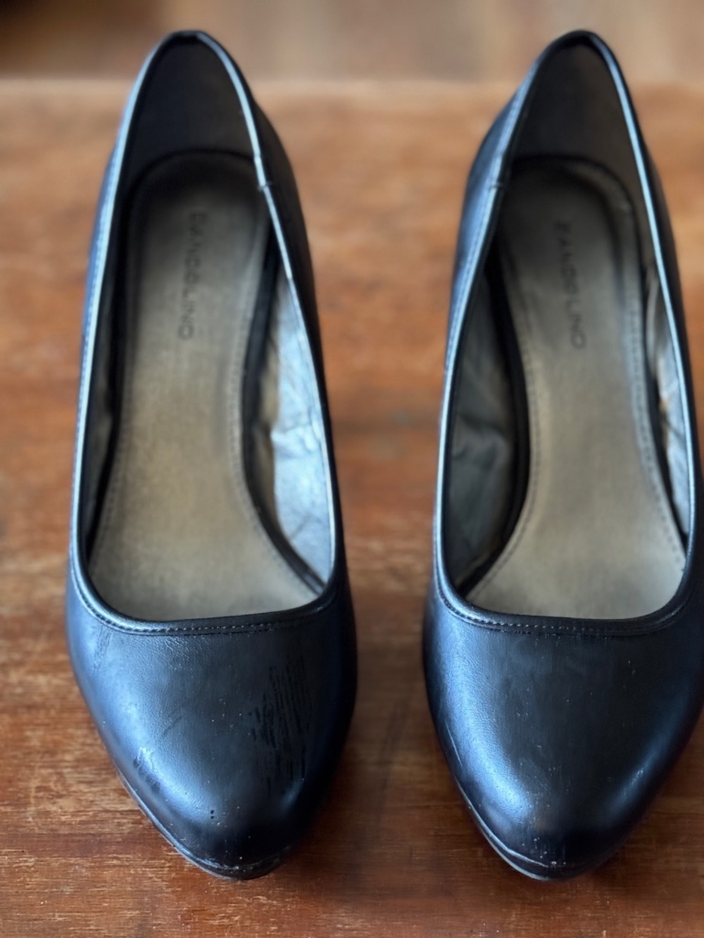 Bandolino Black Classic Pointed Toe Heels